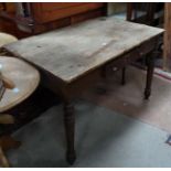 Victorian pine table CONDITION: Please Note - we do not make reference to the