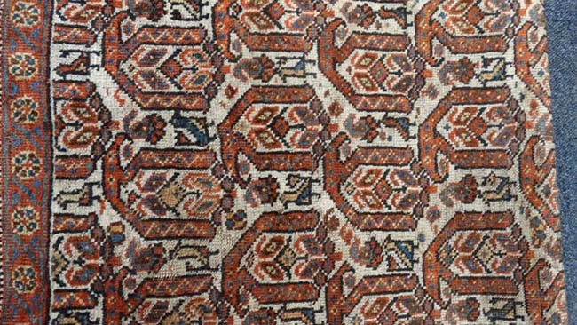 Carpet / Rug : A Persian carpet with central ground of 67 birds ( nearly all differing to one - Image 9 of 18