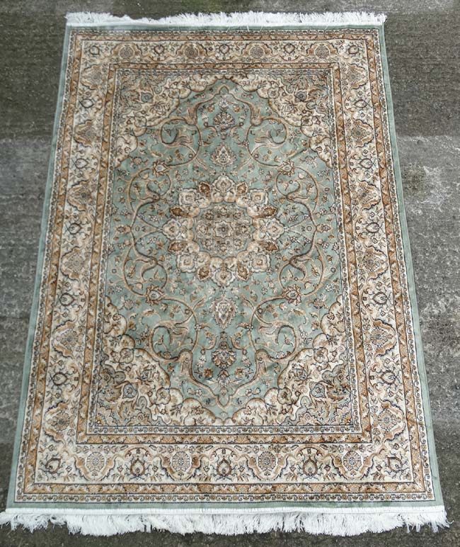 Carpet / Rug : A machine made prayer rug , in the Aubusson style , - Image 3 of 7