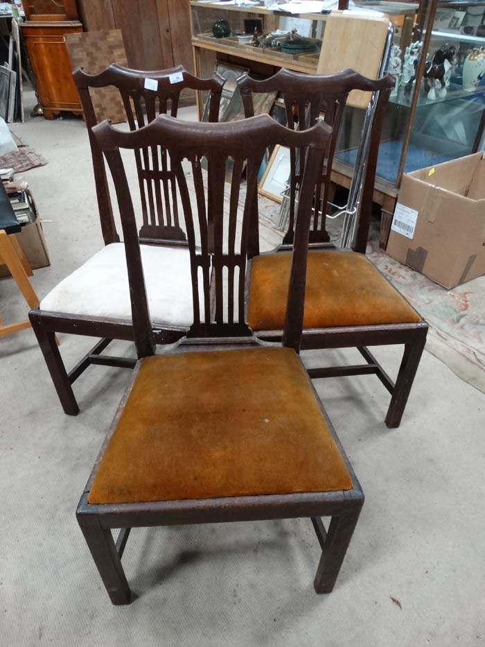 3 dining chairs CONDITION: Please Note - we do not make reference to the condition