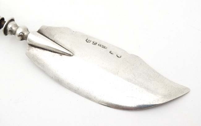 A silver butter knife, the handle marked 'Sterling' the blade hallmarked Birmingham 1825 maker L&Co. - Image 4 of 6
