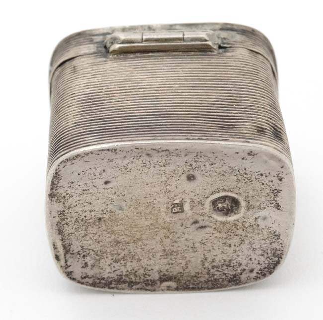 A Continental silver vetsa box with hinged lid and match striker ribbed sides. . Probabaly Dutch. - Image 5 of 6