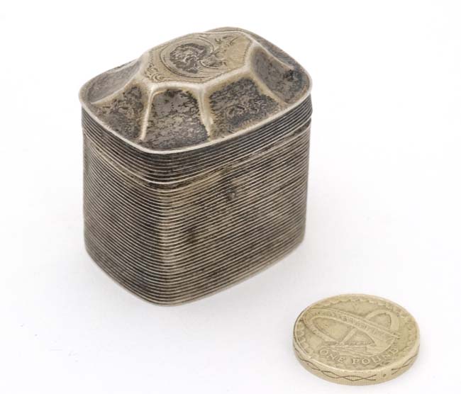 A Continental silver vetsa box with hinged lid and match striker ribbed sides. . Probabaly Dutch. - Image 3 of 6