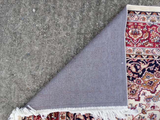 Carpet / Rug :A beige ground Keshan style carpet measuring 63 1/2 x 96 1/2" CONDITION: - Image 4 of 5