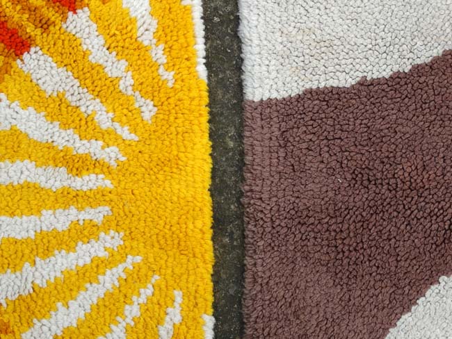 Carpet / rug :retro a pair of mid 20 thC woollen demi lune rugs , - Image 4 of 6