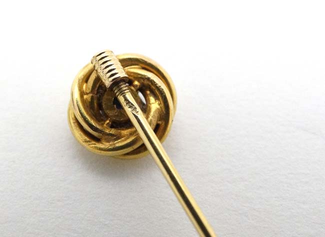 A 14k gold stick pin surmounted by a blue stone 2 ½" long CONDITION: Please Note - - Image 2 of 4