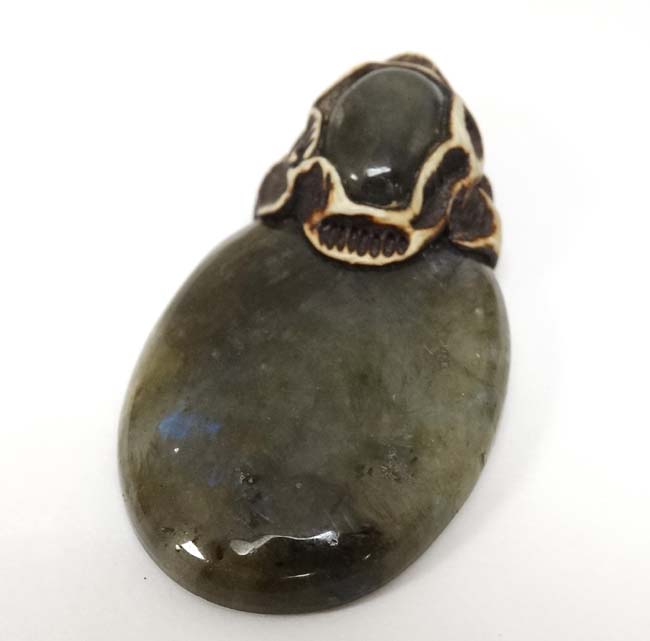 A pendant set with moss agate like hardstone cabochon 2 ¾” long CONDITION: Please - Image 4 of 5