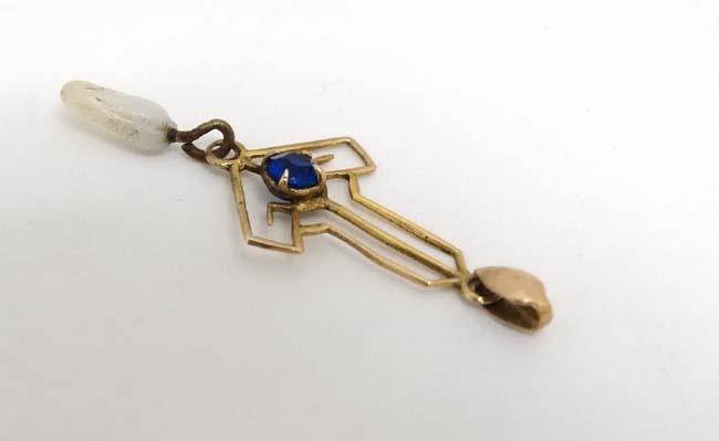 A 10k gold pedant set with blue stone and white chip drop 1” long CONDITION: Please - Image 3 of 5