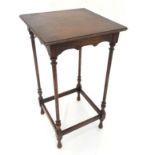 Small occasional table CONDITION: Please Note - we do not make reference to the