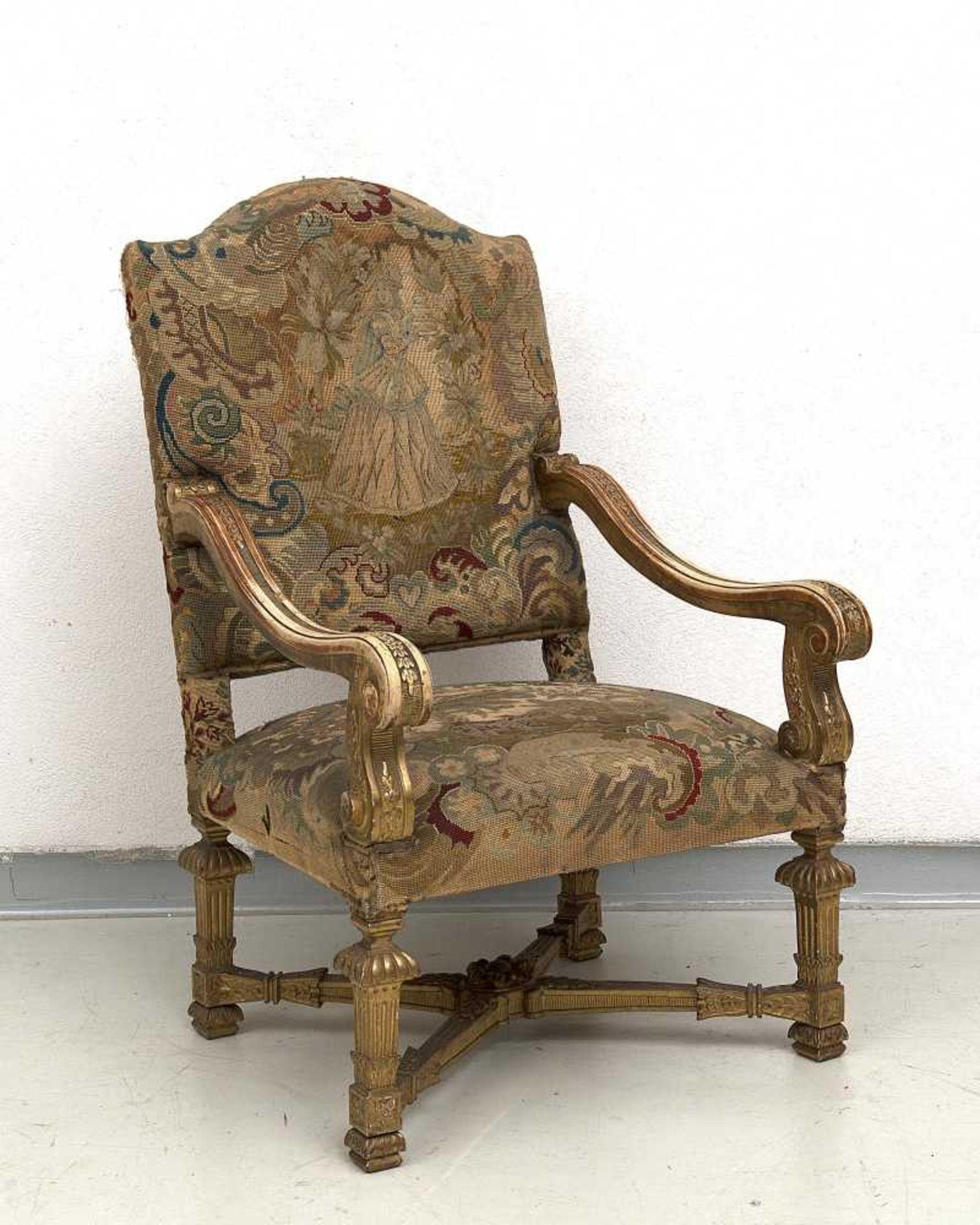 suite de 6 fauteuils d'apparat à haut dossier en bois sculpté et doré, style Louis XIV, garni d' - Image 4 of 7
