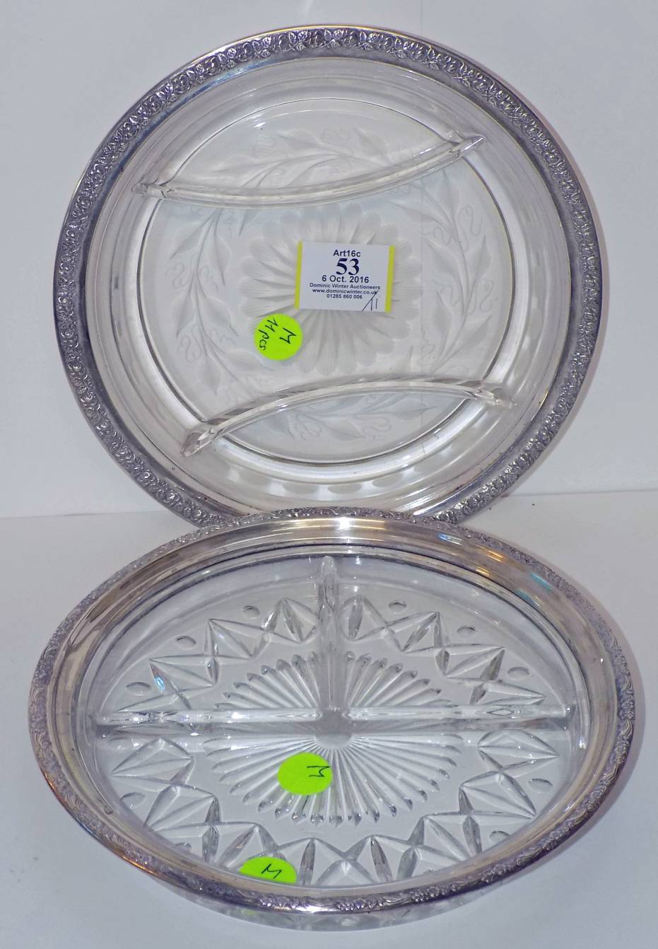 *Mixed silver. A circular glass hors d'oeuvres dish with white metal rim, 21 cm diameter, together