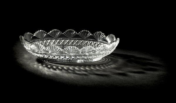 *Dish. A large George III glass dish, possibly for an epergne, the body cut with strawberry diamonds