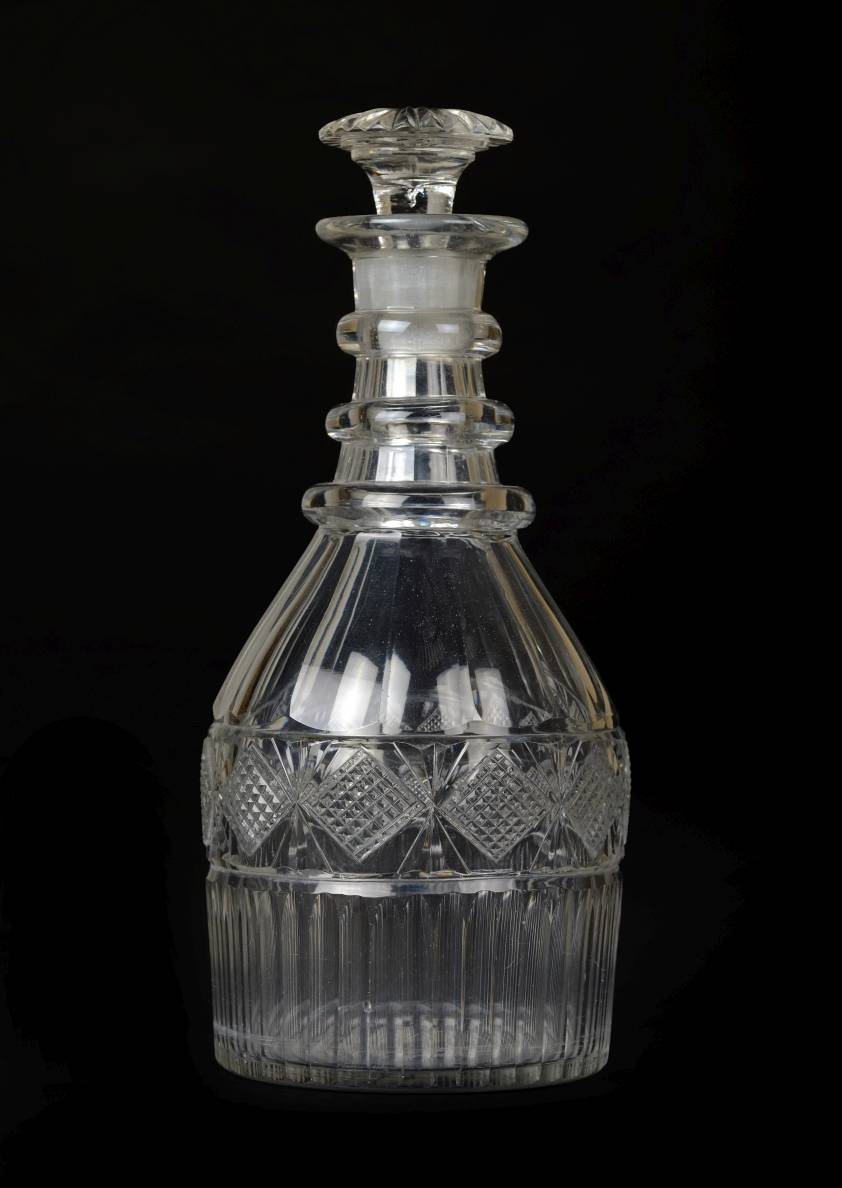 *Decanters. A pair of George III Irish glass decanters, circa 1820, mallet form with diamond cut - Image 3 of 4