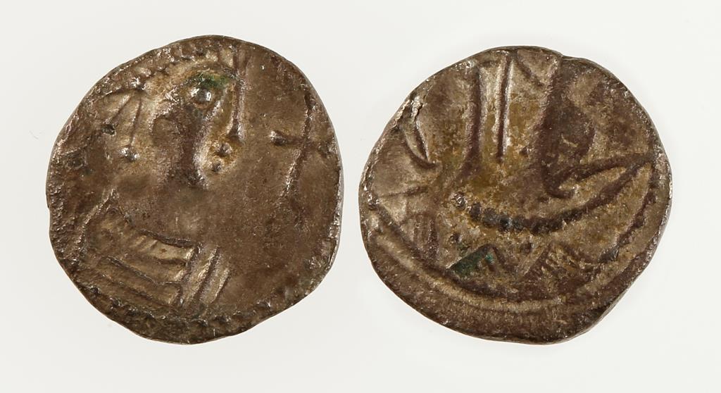 ANGLO-SAXON, SECONDARY SCEATTA, SERIES K ('KENT'), TYPE 33, C.710-C.760 A.D. Diademed bust with