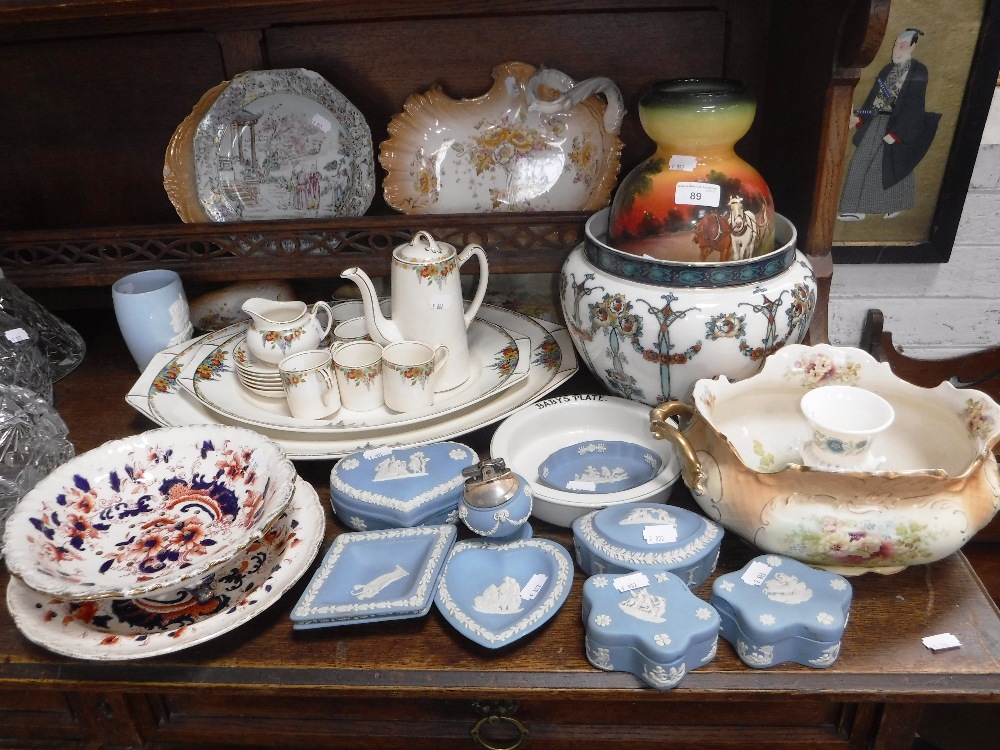 AN EDWARDIAN JARDINIERE, a quantity of Wedgwood Jasperware, an Oriental plate and similar ceramics