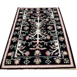 CHINESE HAND WOVEN WOOL RUG, W 4', L 6'Chinese hand woven wool rug with a flat weave, having 3