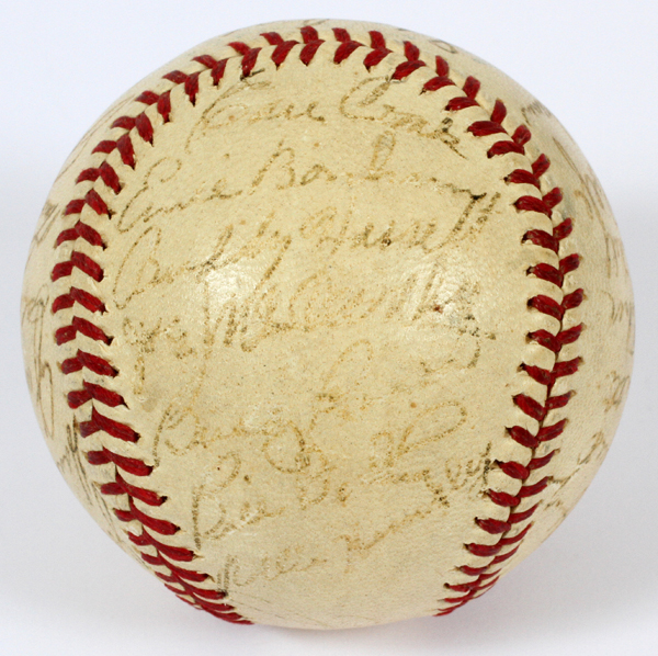 1942 NEW YORK YANKEES, TEAM SIGNED BASEBALL, 24 SIGNATURESOfficial American League 'Reach' baseball, - Image 4 of 6