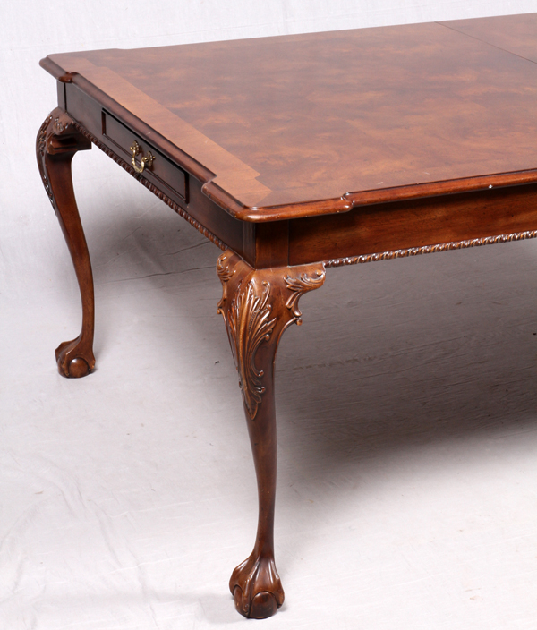 HENREDON, CHIPPENDALE STYLE, MAHOGANY DINING TABLE, W 46", L 76"Rittenhouse Square Collection. - Image 2 of 2