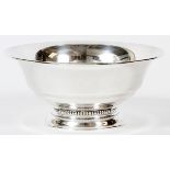 TOWLE AMERICAN STERLING BOWL, H 4", DIA 9"A pedestal base, and weighing approximately 12.79 troy