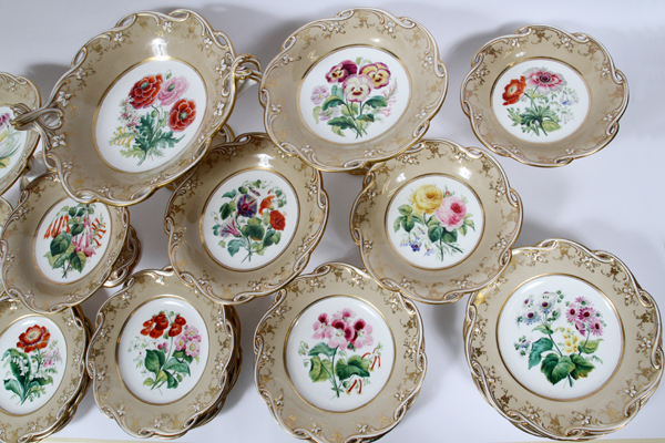 ENGLISH HAND-PAINTED PORCELAIN BOTANICAL DESSERT SET, C. 1830, 27 PIECESincludes 18 plates, 9" - Image 3 of 5