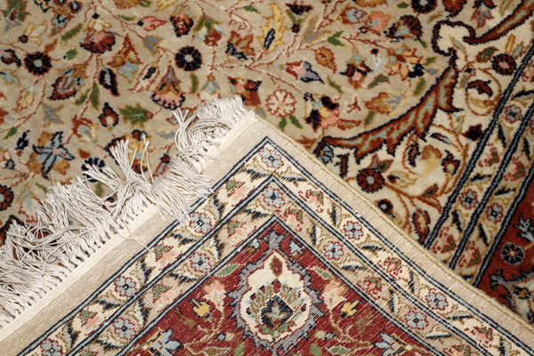 KESHAN DESIGN ORIENTAL WOOL RUG, C. LATER 20TH C., H 8', W 5' 1"Colors of tan, off white, rust, - Image 3 of 3