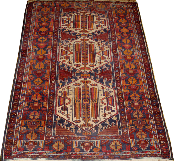 TURKISH WOOL RUG, SEMI-ANTIQUE, W 4' 3", L 5' 11"Hand woven. Centered by three ivory colored