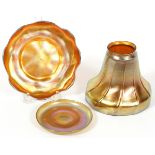 GOLD FAVRILE STYLE GLASS SHADE & PLATES, THREE PIECES, H 4 1/2", DIA 6"Including 1 ribbed shade, H.4