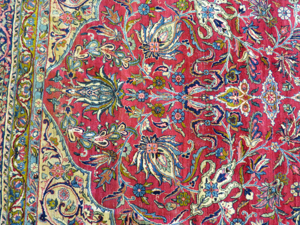 PERSIAN KERMANSHAH WOOL CARPET, ANTIQUE, W 8' 10", L 12' 1"Red field with central floral medallion - Bild 5 aus 10