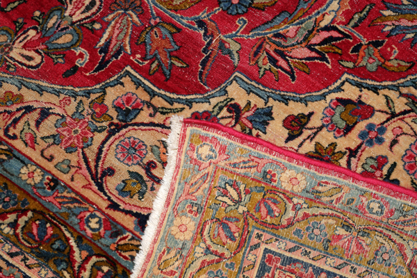 PERSIAN KERMANSHAH WOOL CARPET, ANTIQUE, W 8' 10", L 12' 1"Red field with central floral medallion - Bild 9 aus 10