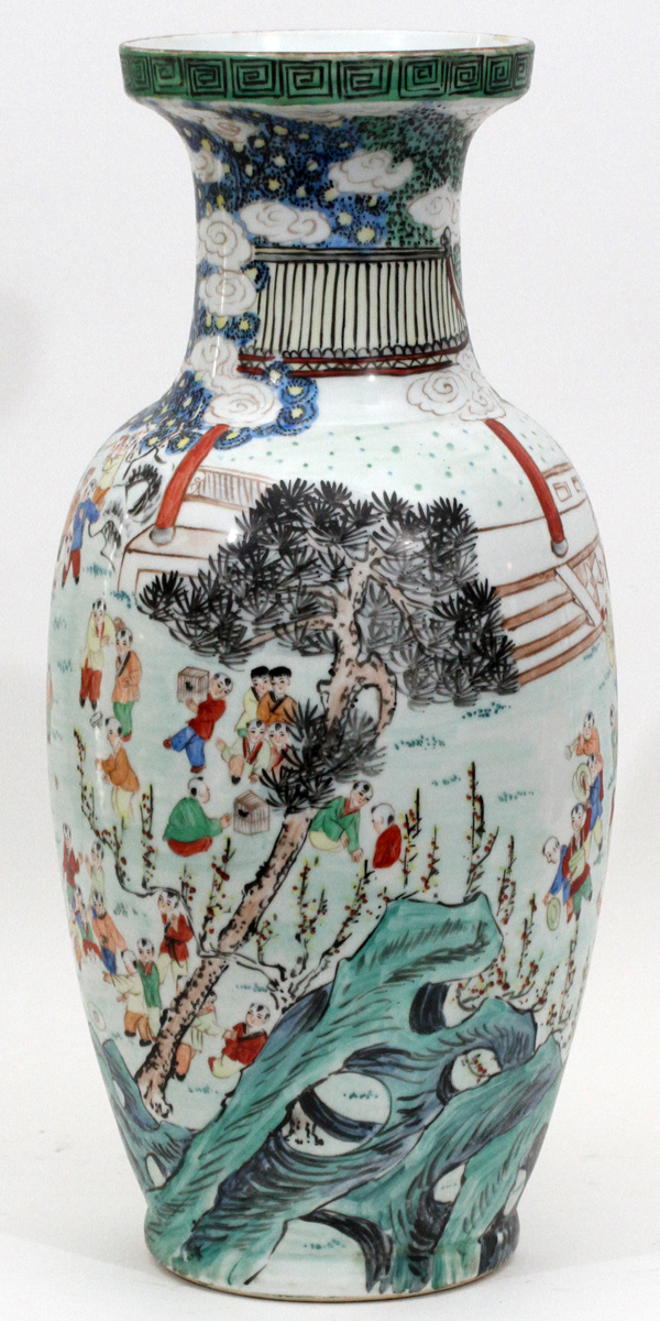 CHINESE PORCELAIN VASE, H 19", DIA 8"In baluster form, with figural scenes all over. Twentieth - Bild 2 aus 3