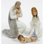 LLADRO PORCELAIN NATIVITY, 3 PCS H 7 3/4"St Joseph 7 3/4", Mary 6", baby.Good condition. St Joseph