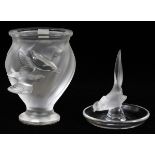 LALIQUE FROSTED CRYSTAL RING HOLDER AND URN- For High Resolution Photos visit Dumouchelles website.