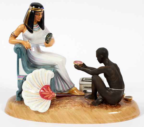 ROYAL DOULTON FIGURINE, LES FEMMES FATALES, CLEOPATRA, H 8"HN 2342 with its box. Numbered 425/750.