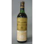 Lote formado por doce botellas de Rioja Viña Albina Reserva, cosecha de 1985. Lote a inspeccionar