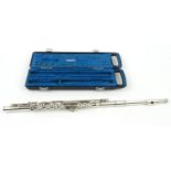 Cased Yahama silver flute model YFL-21S :For Condition Reports please visit www.eastbourneauction.