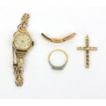 Assorted jewellery comprising 18ct gold diamond ring, 9ct gold Everite wristwatch, gold coloured