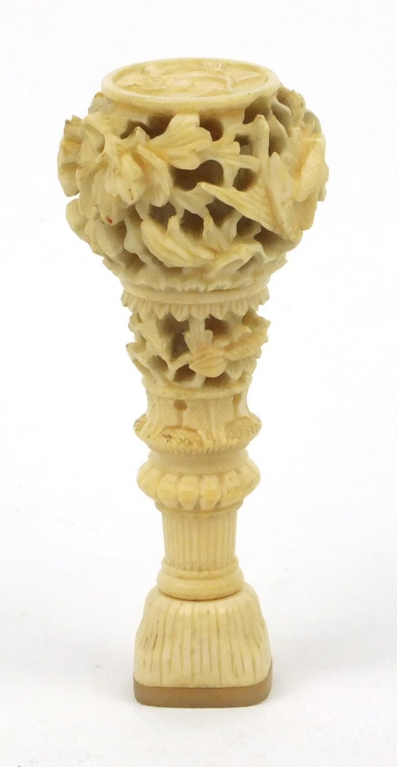 Oriental Chinese ivory and mother of pearl seal with carved floral decoration, 7cm long Generally - Image 8 of 10