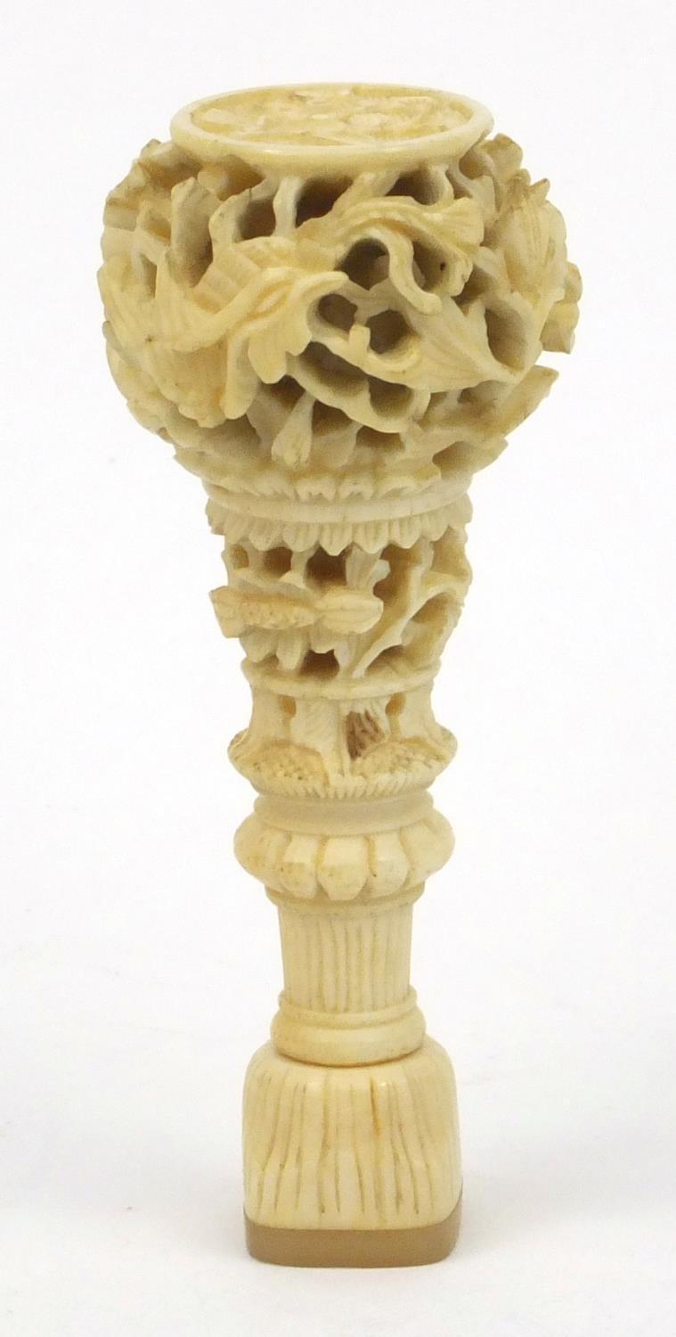 Oriental Chinese ivory and mother of pearl seal with carved floral decoration, 7cm long Generally - Image 2 of 10