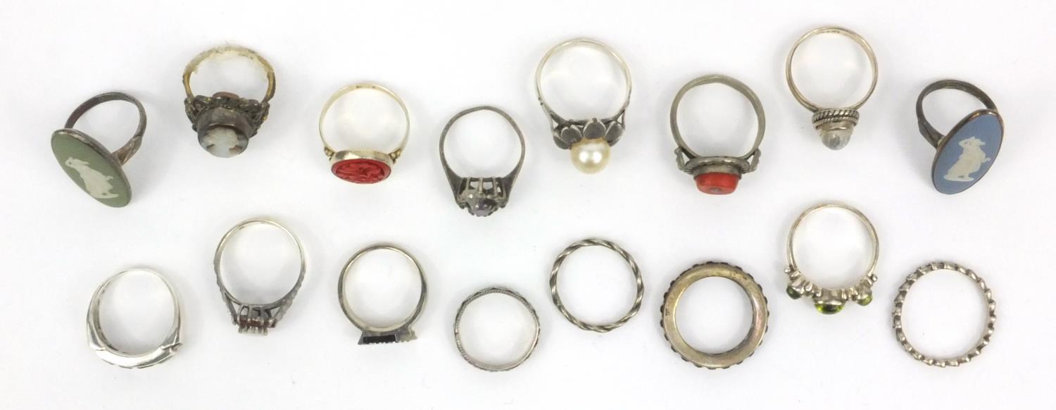 Collection of silver and white metal rings set with assorted stones, Wedgwood panels, etc, - Image 8 of 20