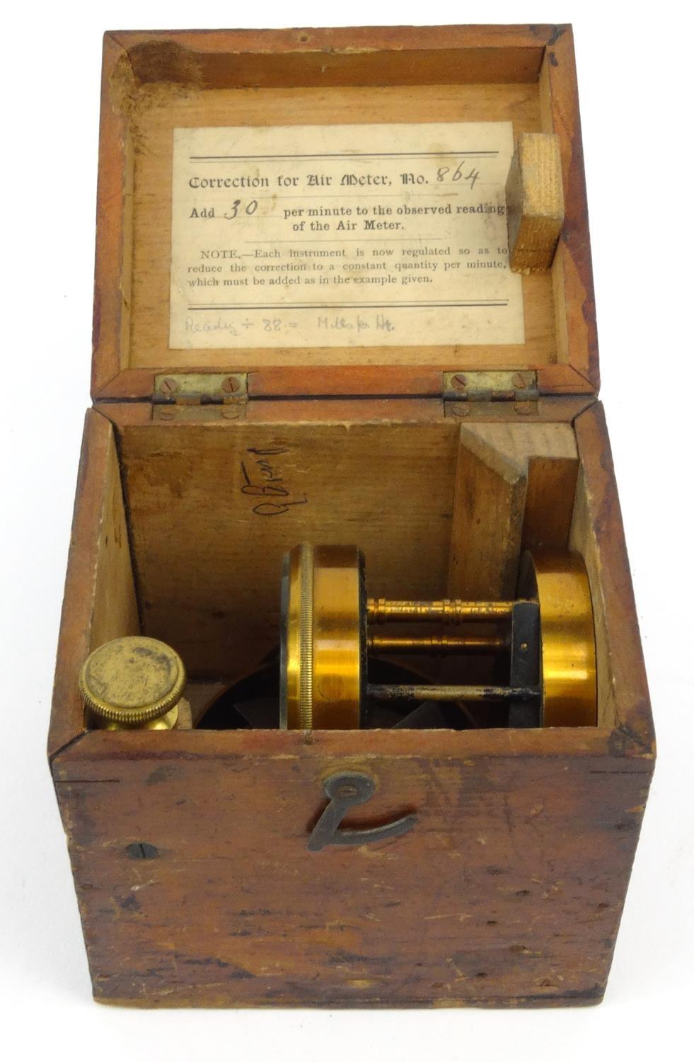 Brass air meter with silvered dial in original wooden carrying box, number 864, 9cm high - Image 5 of 5