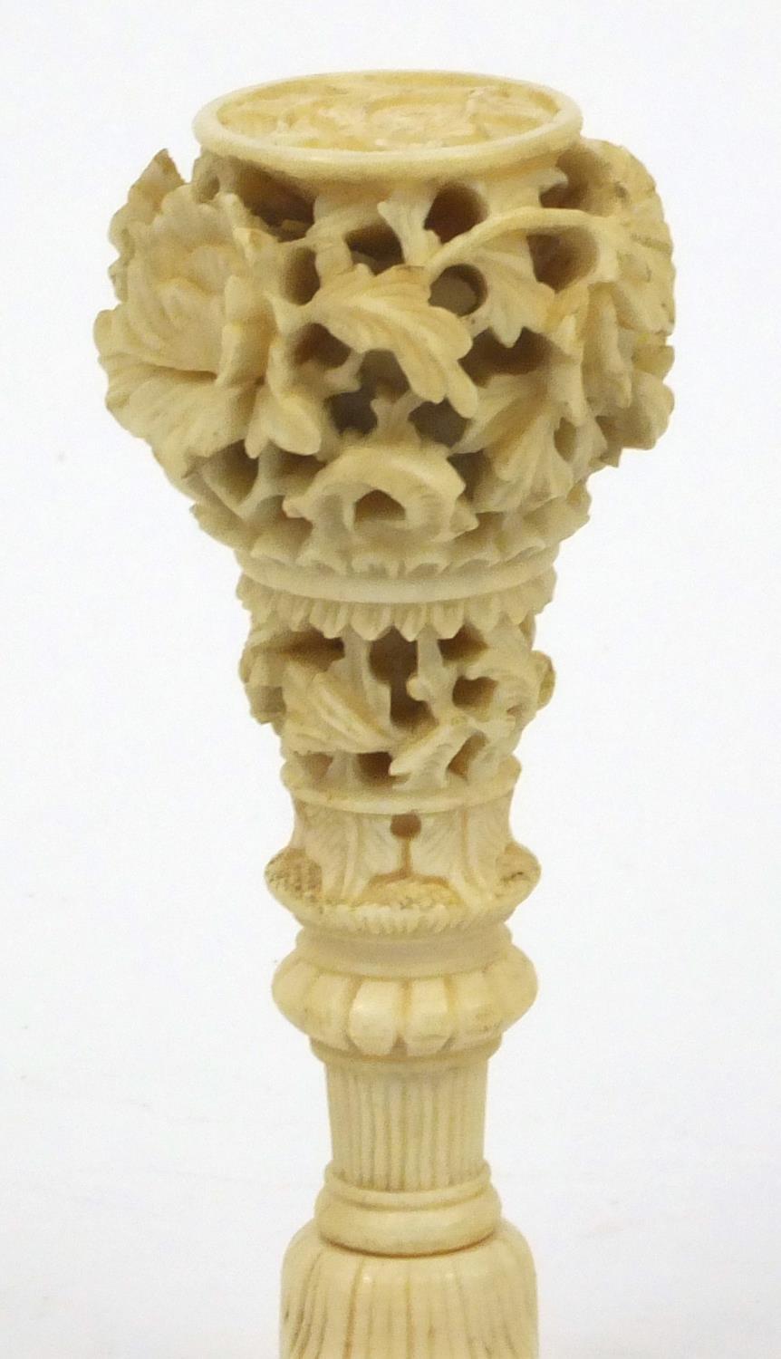 Oriental Chinese ivory and mother of pearl seal with carved floral decoration, 7cm long Generally - Image 7 of 10