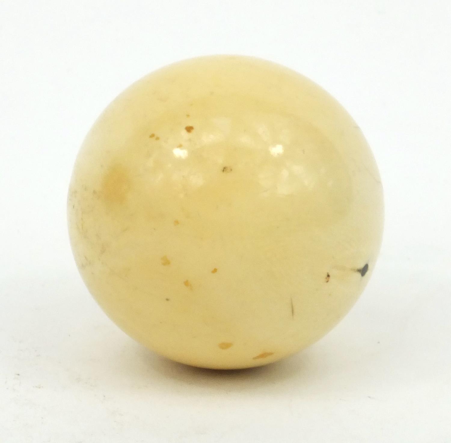 Three ivory snooker balls, the largest 4.5cm diameter - Image 2 of 5