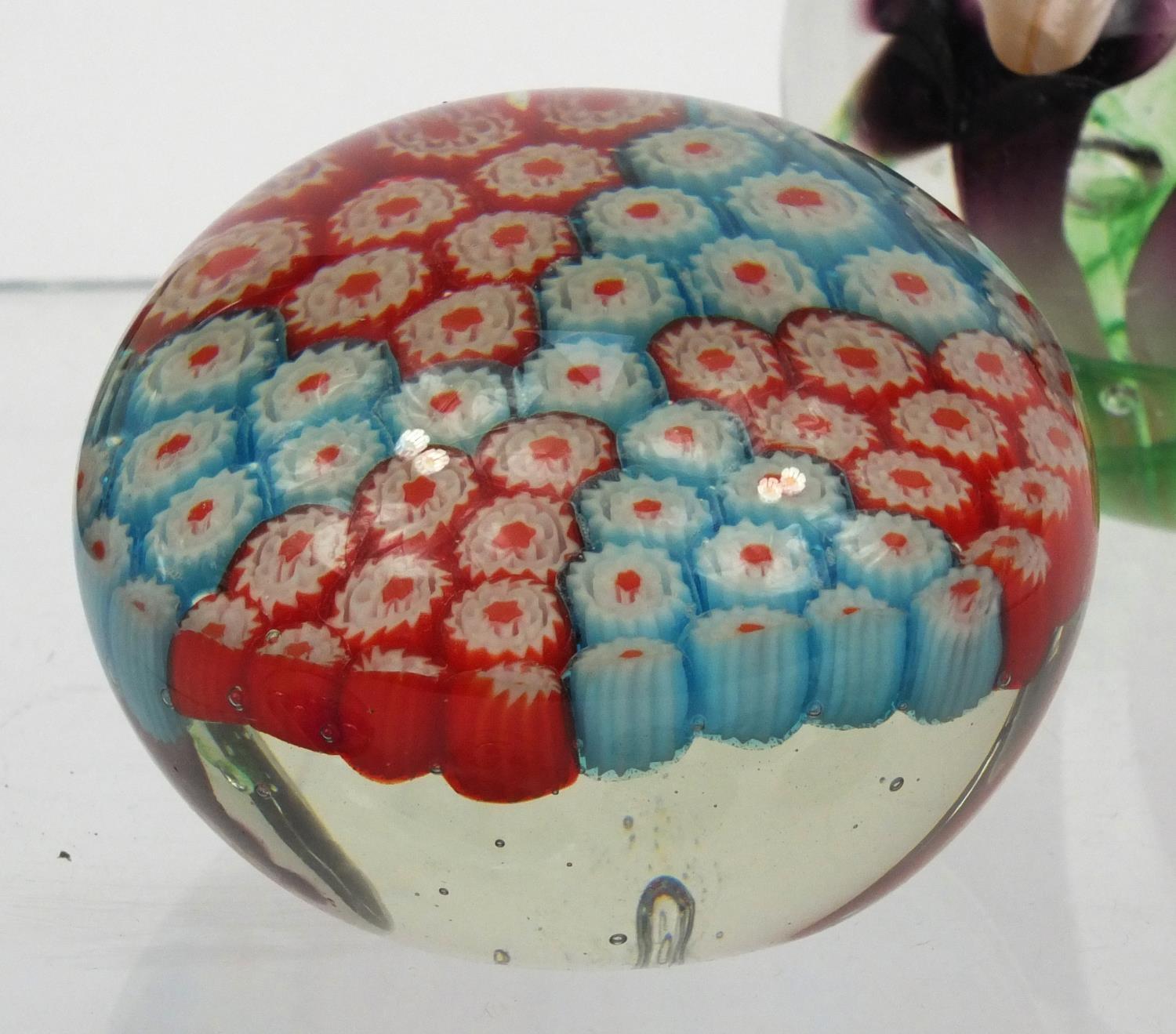 Group of colourful glass paperweights including Langham, Mdina and Caithness examples - Image 7 of 11