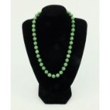 Oriental Chinese beaded jade necklace, 46cm long