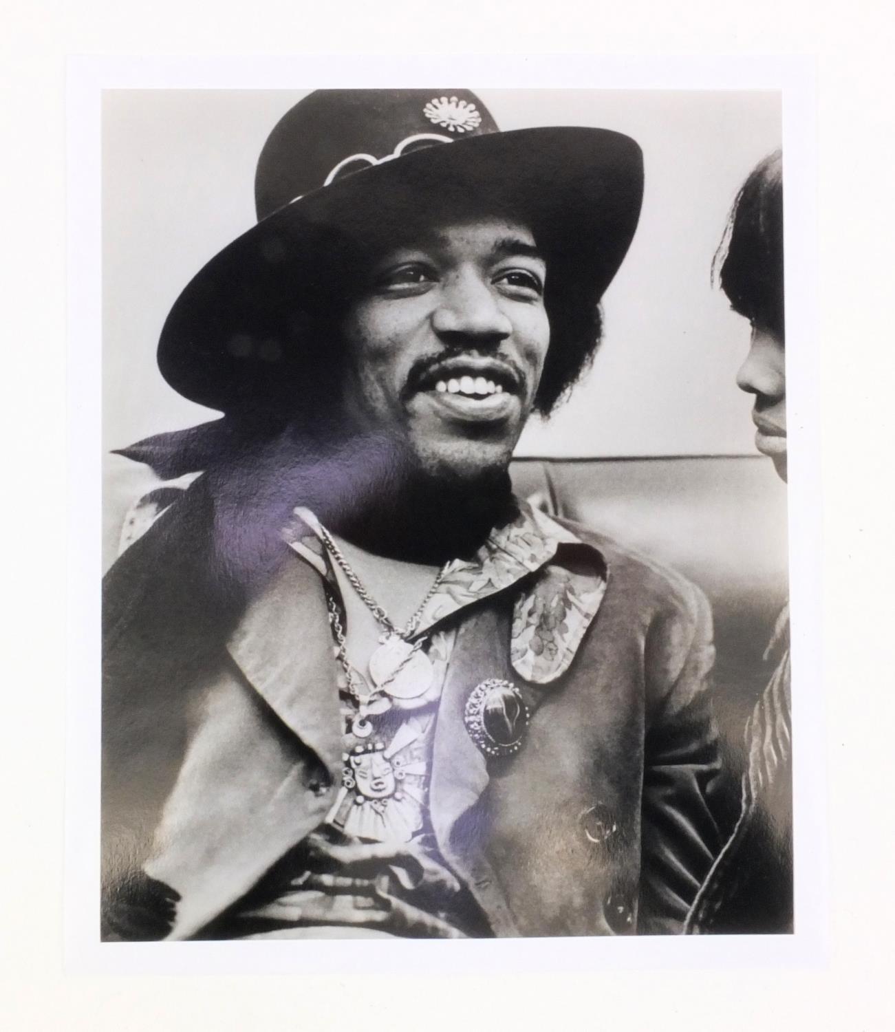 Four Jimi Hendrix black and white publicity photographs, each 25cm x 21cm - Image 5 of 5