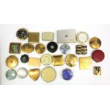 Collection of vintage and later compacts including Stratton, some Art Deco examples, etc