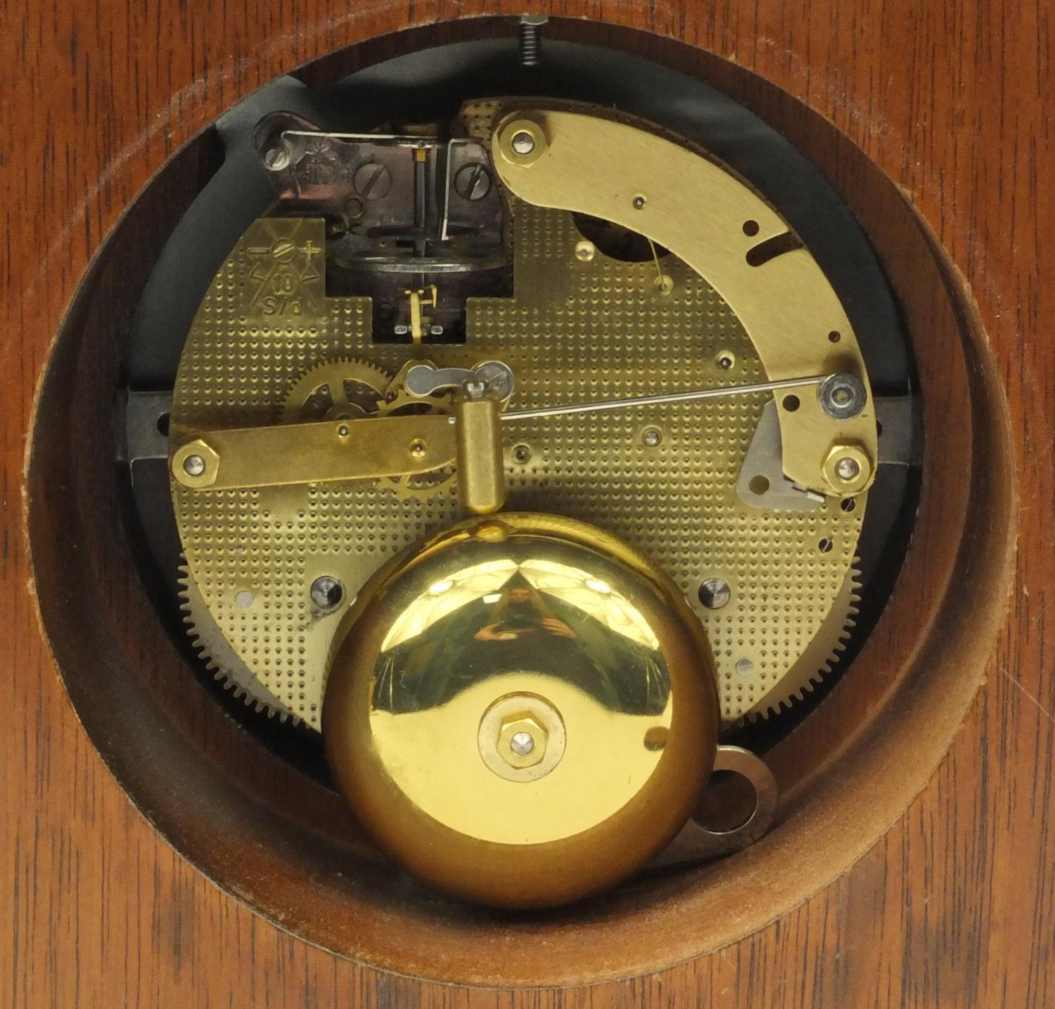 Inlaid mahogany Comitti of London mantel clock, with brass handle, 25cm high including the handle - Image 5 of 7