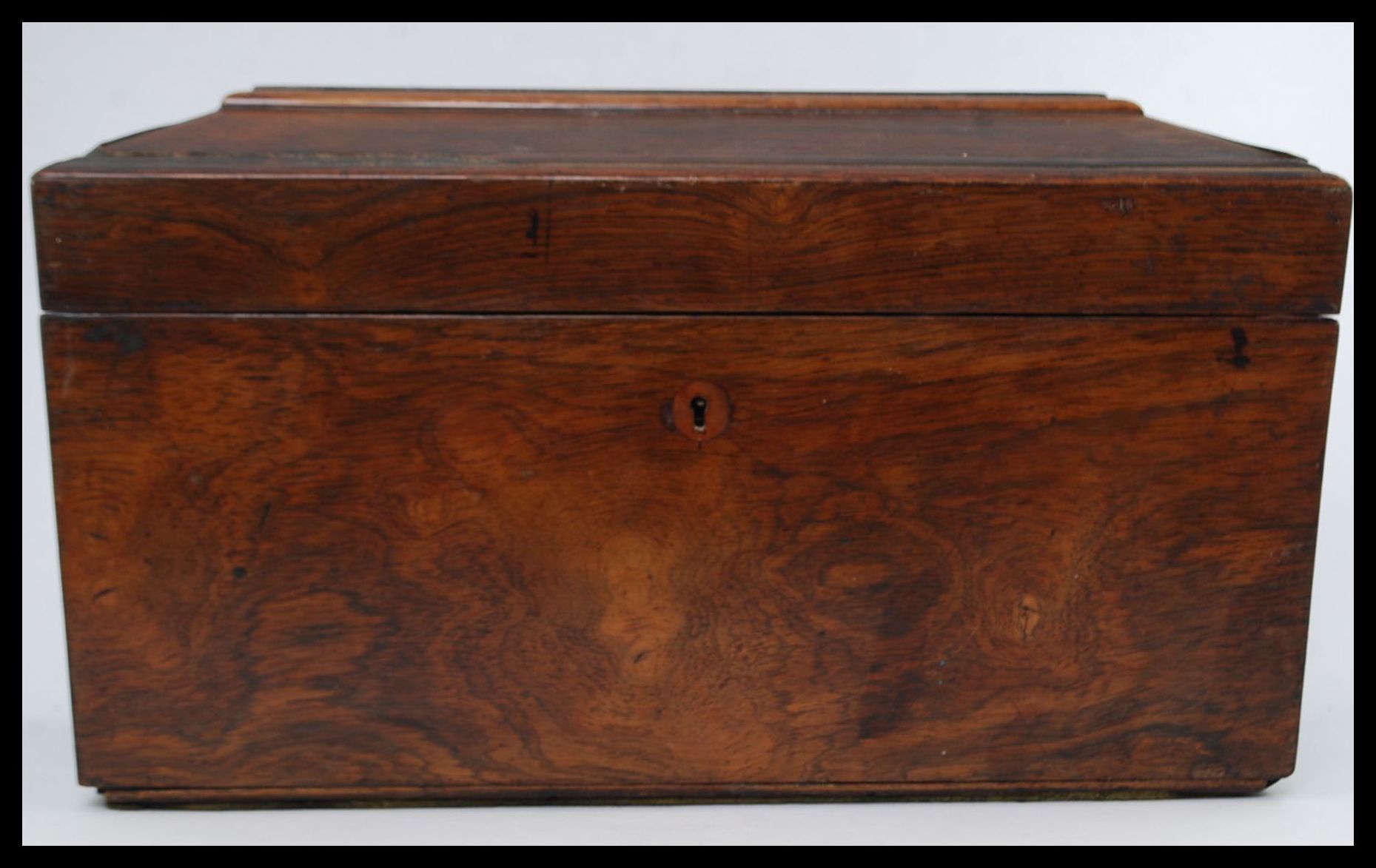 A good large 19th century rosewood sarcophagus shaped tea caddy. - Image 2 of 6