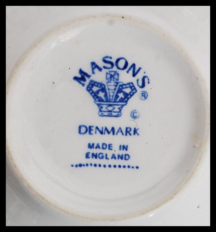 An extensive blue and white Johnson Brothers dinner service in the Denmark pattern, - Image 4 of 4