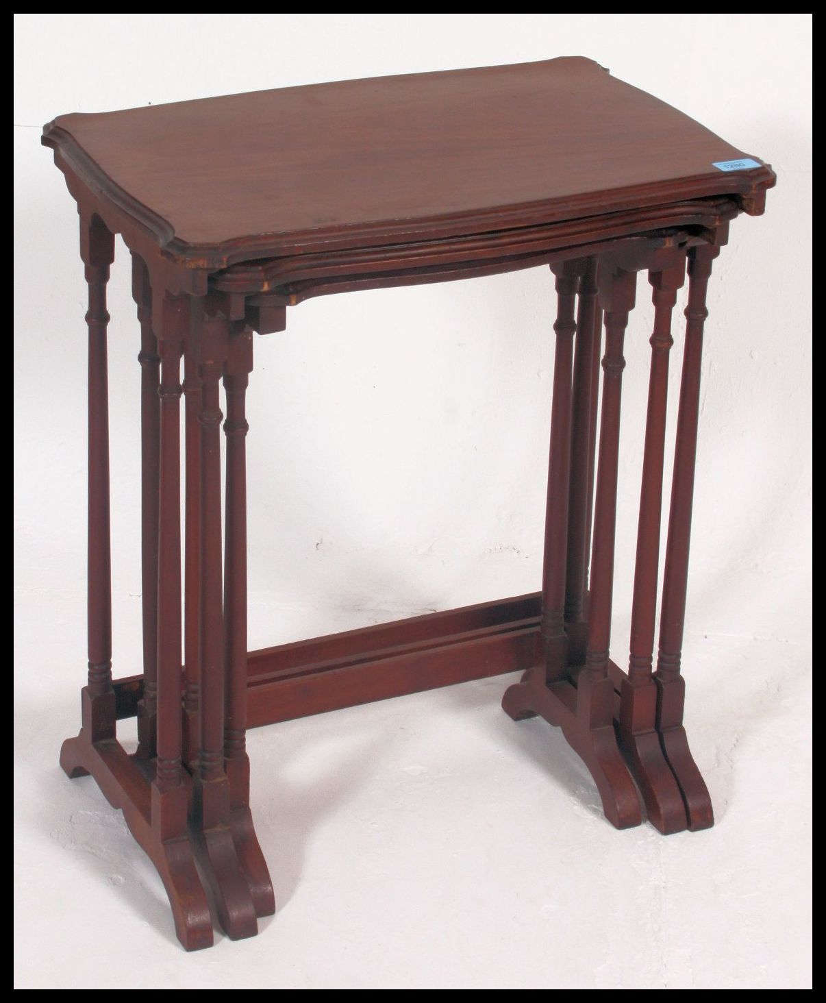 An Edwardian good quality mahogany nest of tables. - Image 2 of 3
